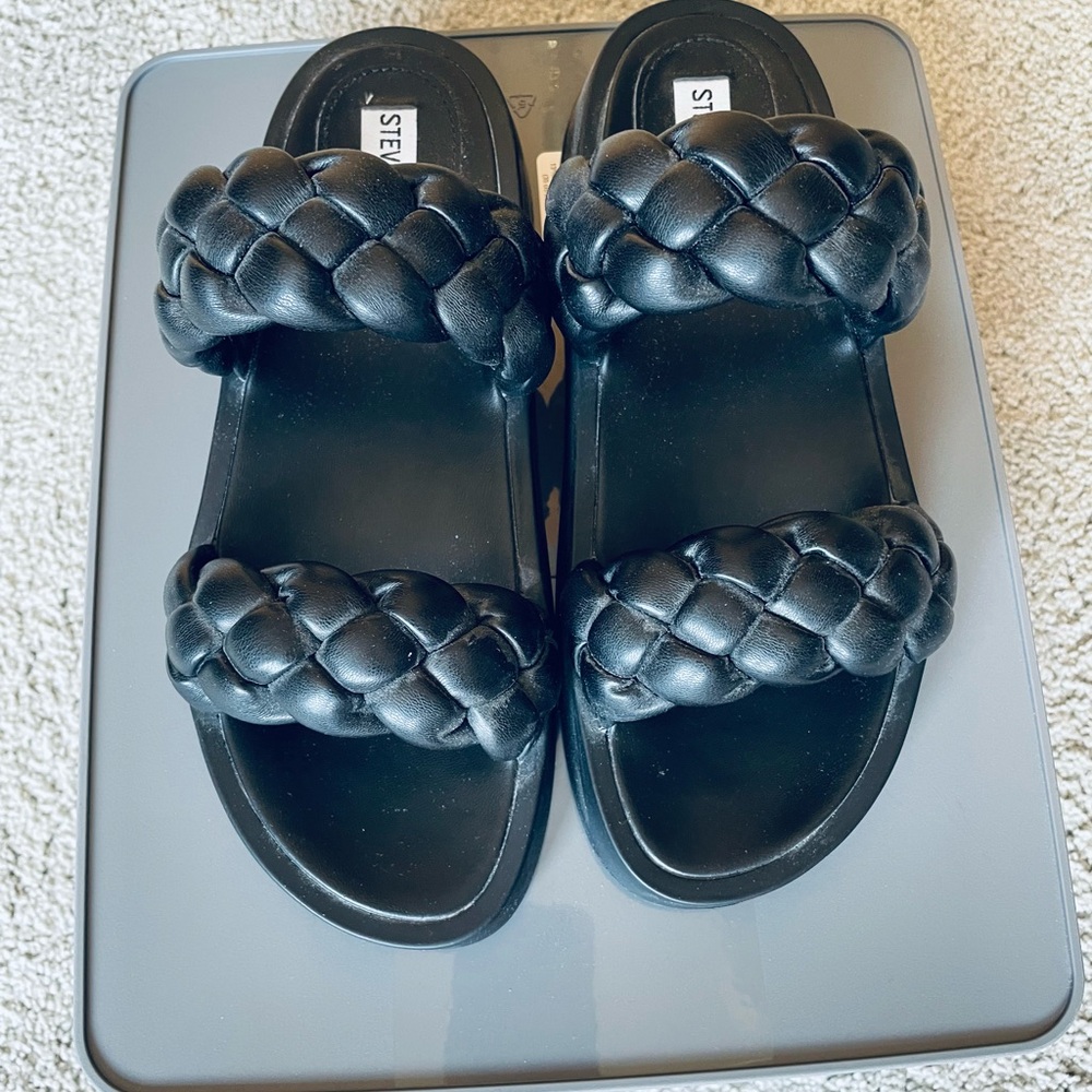 Steve Madden Sandals